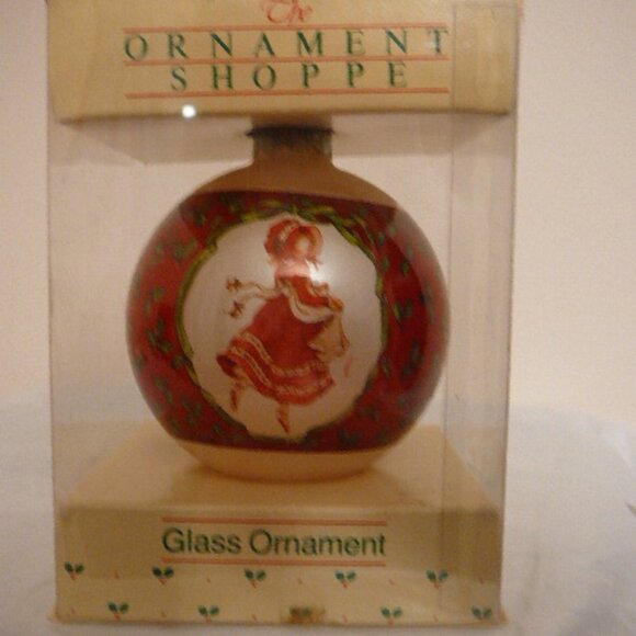 Vintage 1982 Holly Hobbie Glass Ball American Greetings Christmas Ornament - Picture 1 of 4